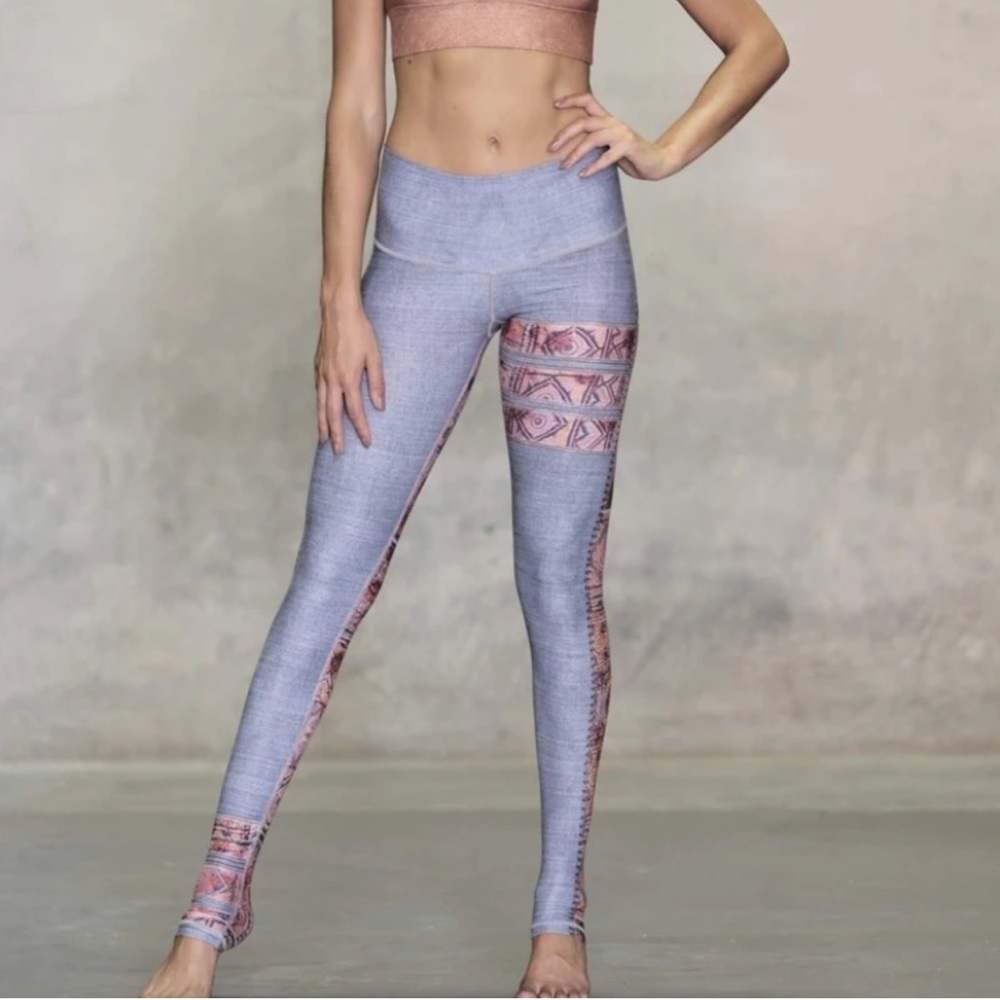 Niyama Sol Gray and Pink Patterned Leggings